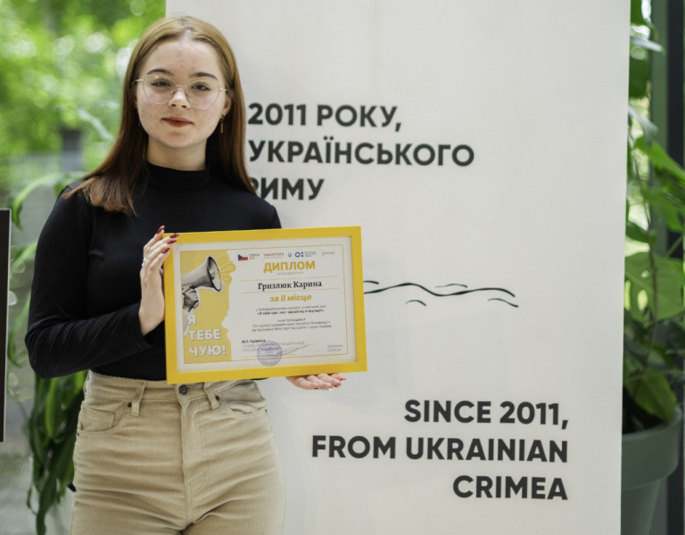 ''The number doesn't answer, but I can hear you''. Ukrainian schoolchildren wrote letters to friends in occupation