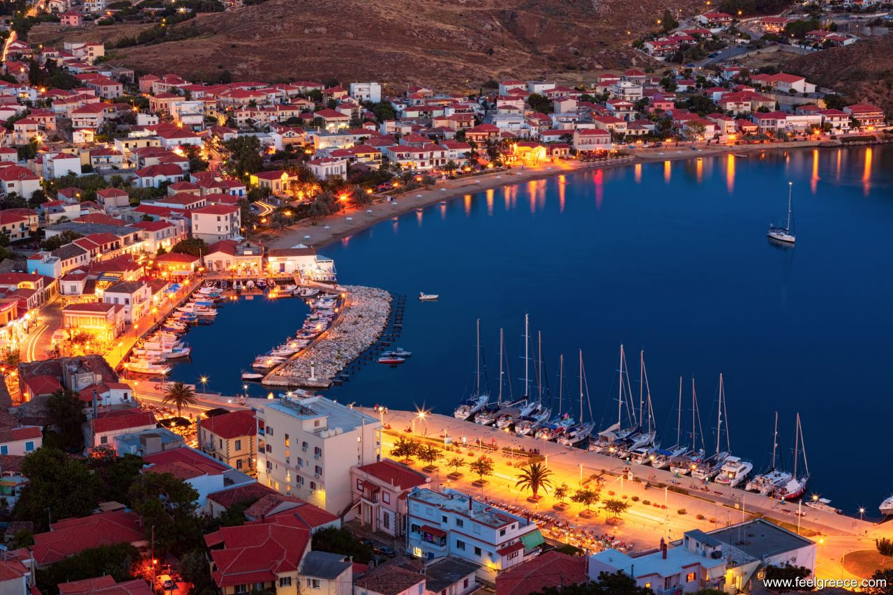 Stunning scenery and few tourists: this Greek island 'just like Santorini' offers rich vacation