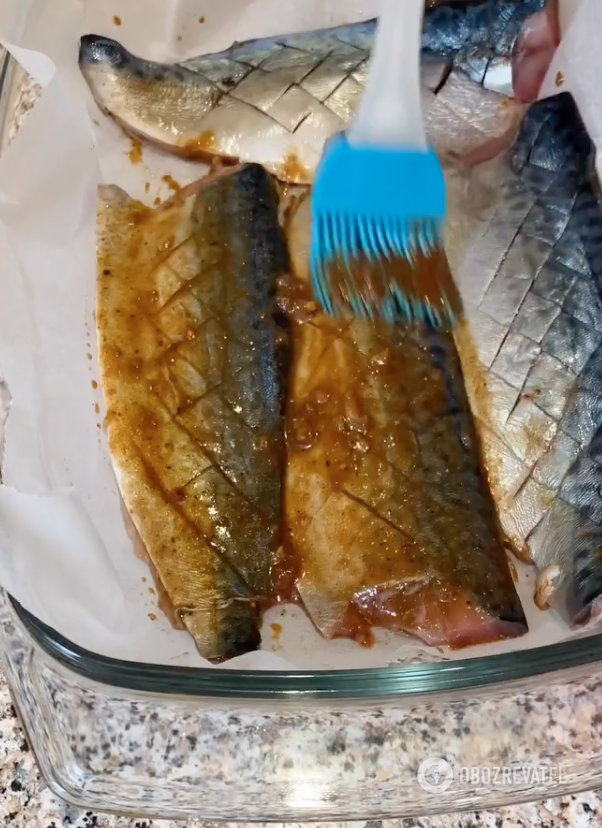 How to bake mackerel deliciously