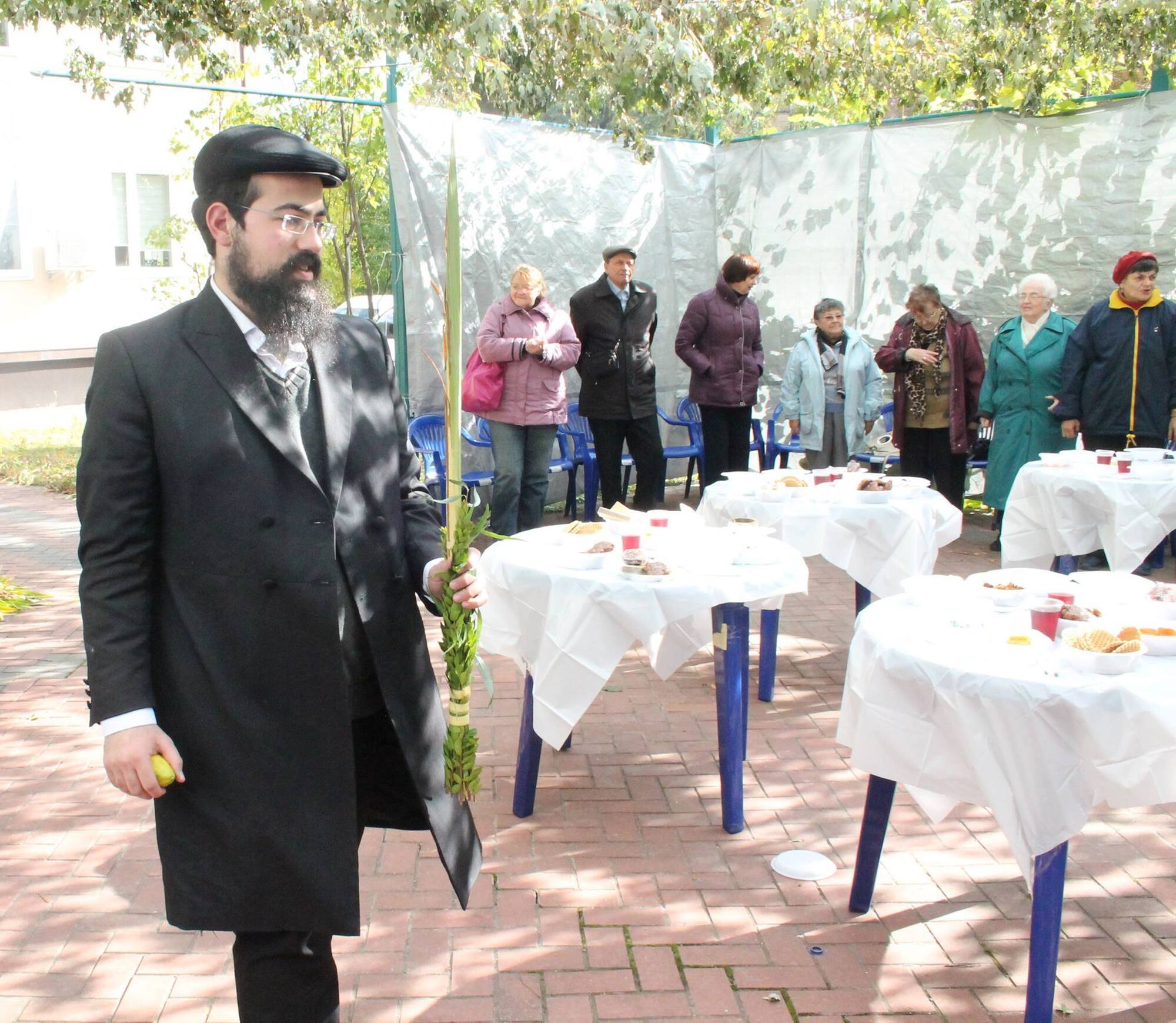 How Jewish people celebrate Sukkot: history and traditions