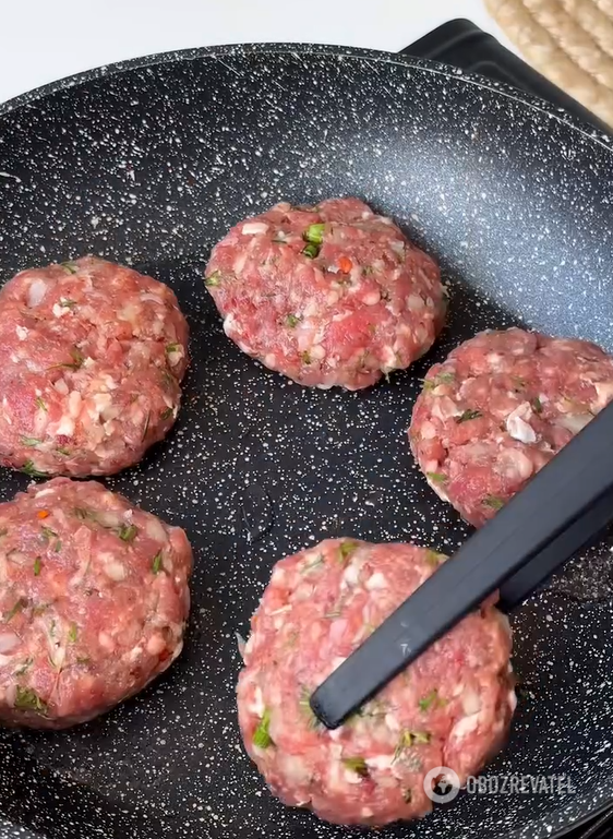 Such cutlets will never be dry: how to cook them deliciously besides frying