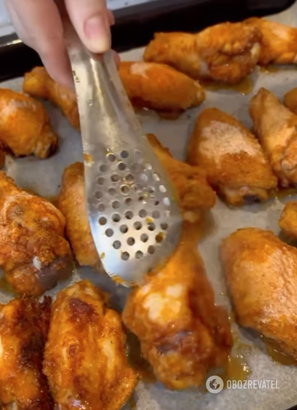 Delicious baked wings