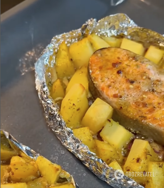 How to cook fish with potatoes deliciously