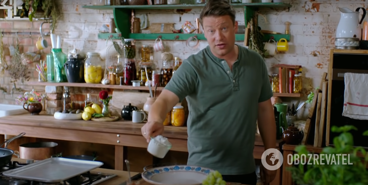 Jamie Oliver has named a secret ingredient for pizza that will make it extra delicious