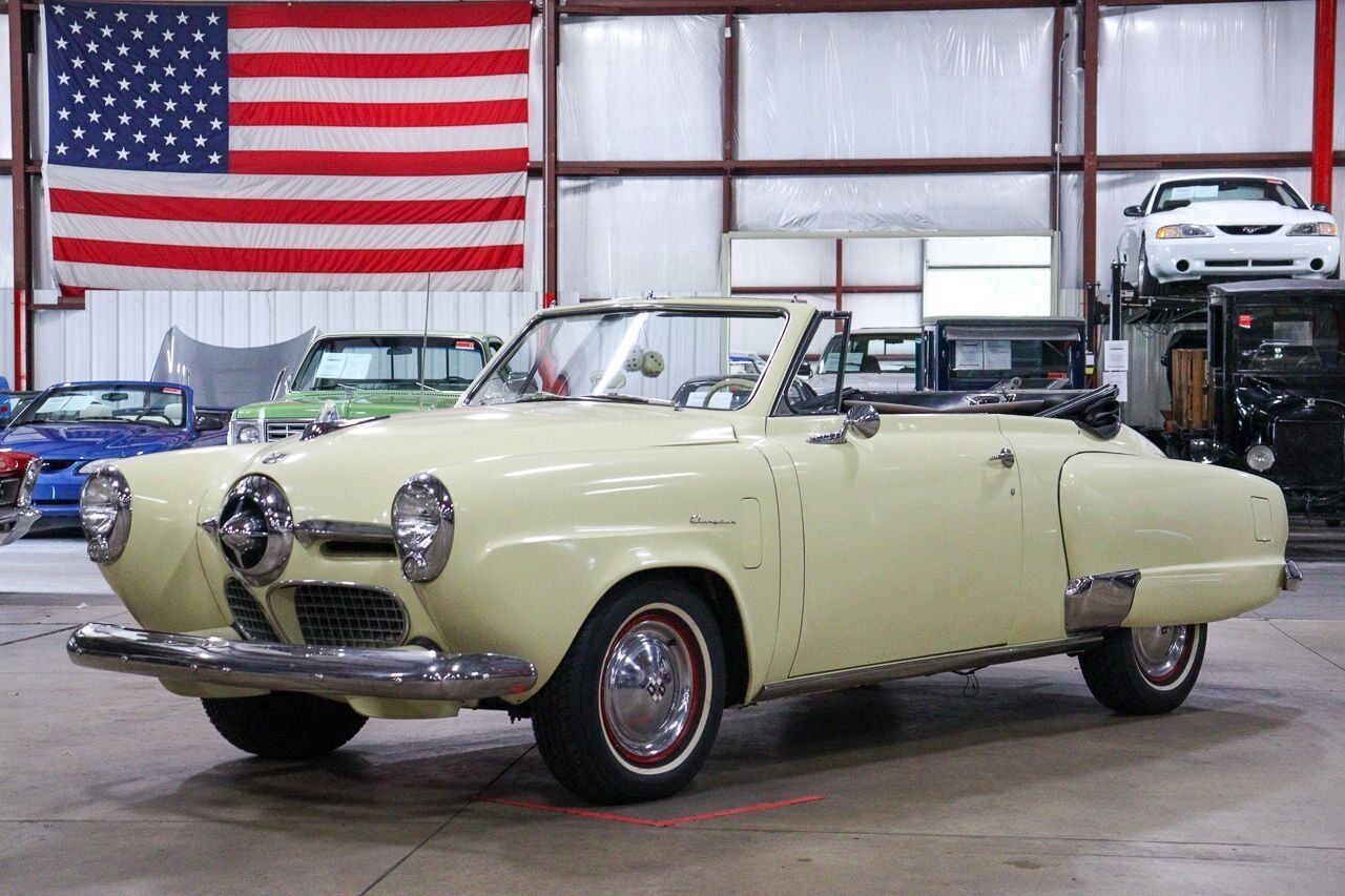 Studebaker Champion.