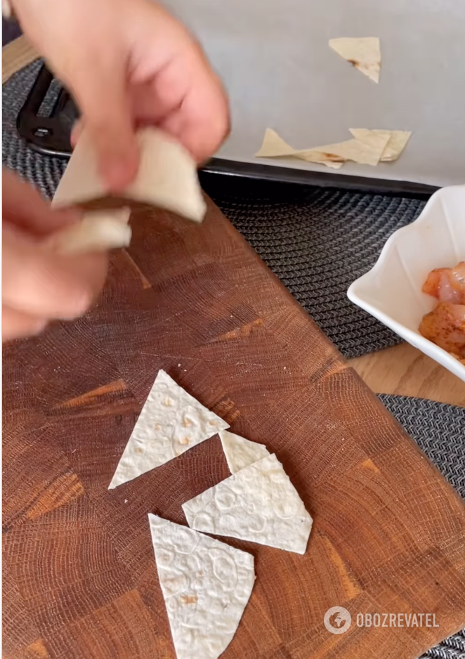 Dried pita bread