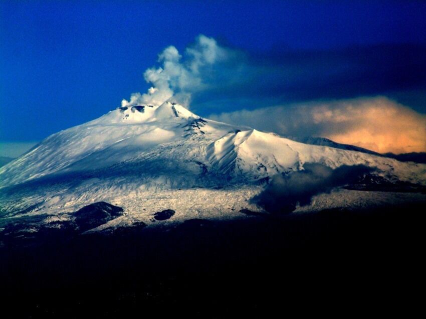 How to climb Mount Etna: what beginners need to know