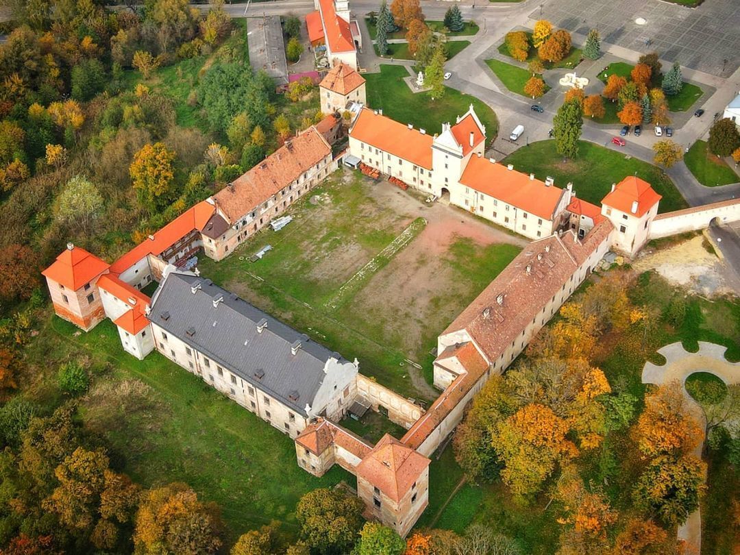 Lviv region castles: the perfect October getaway