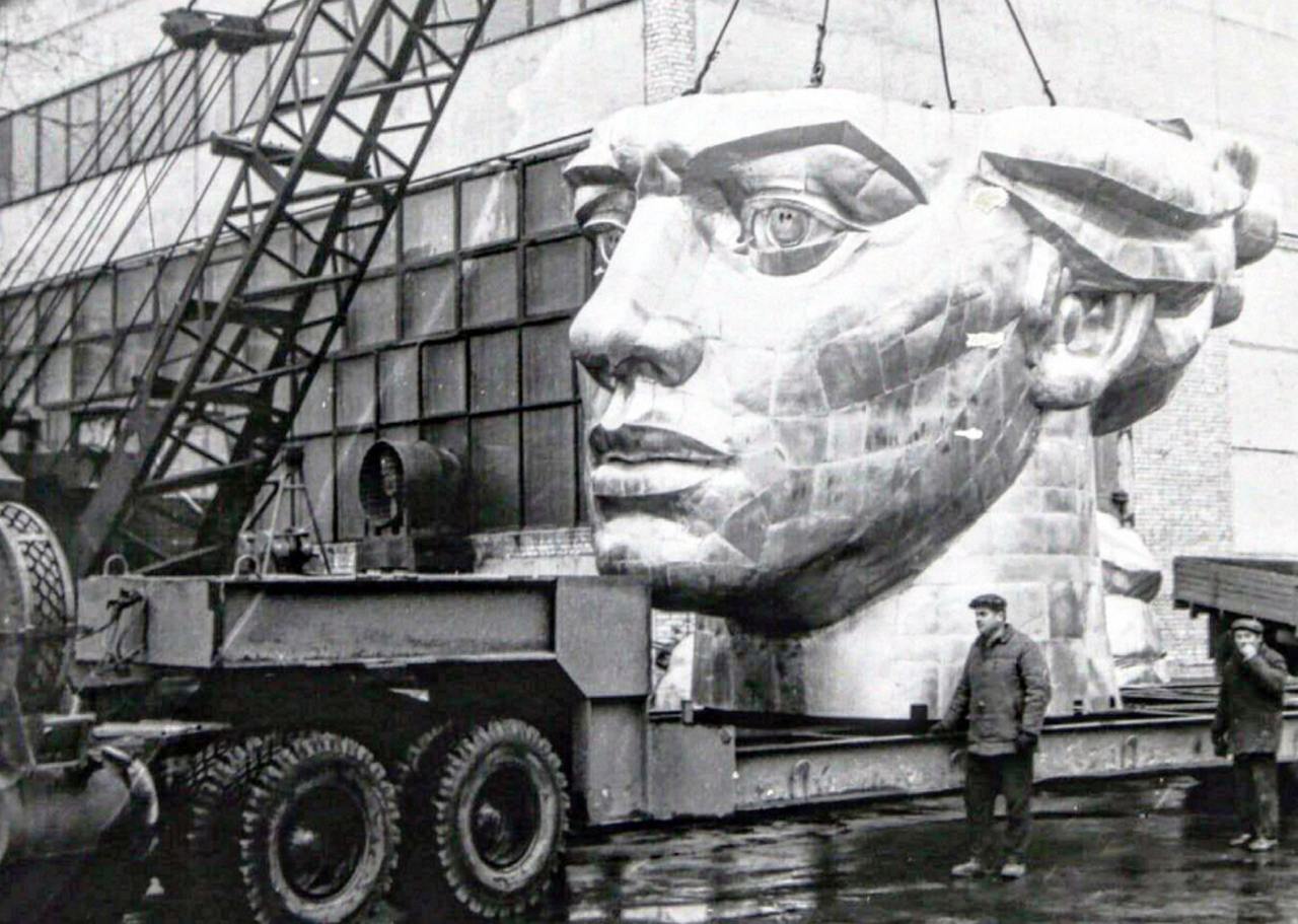 Some parts of the sculpture were transported at night: how Kyiv's Motherland monument was made. Photo