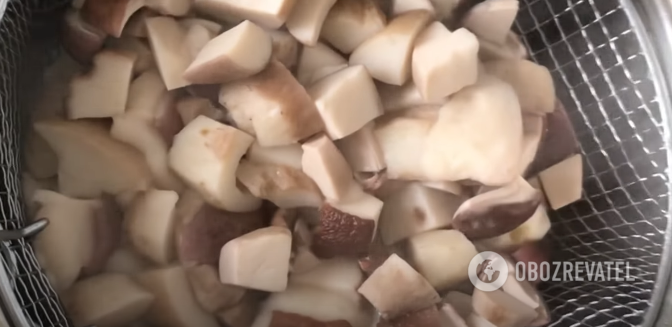 How and how long to boil porcini mushrooms: detailed instructions