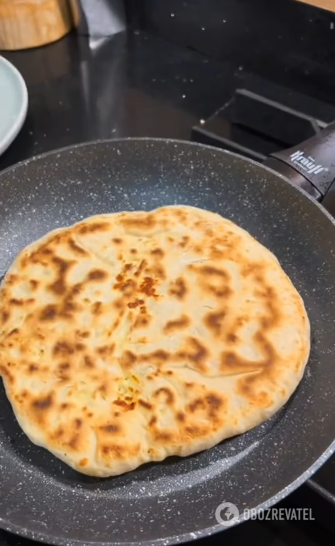 15-minute khachapuri: perfect for breakfast or snack