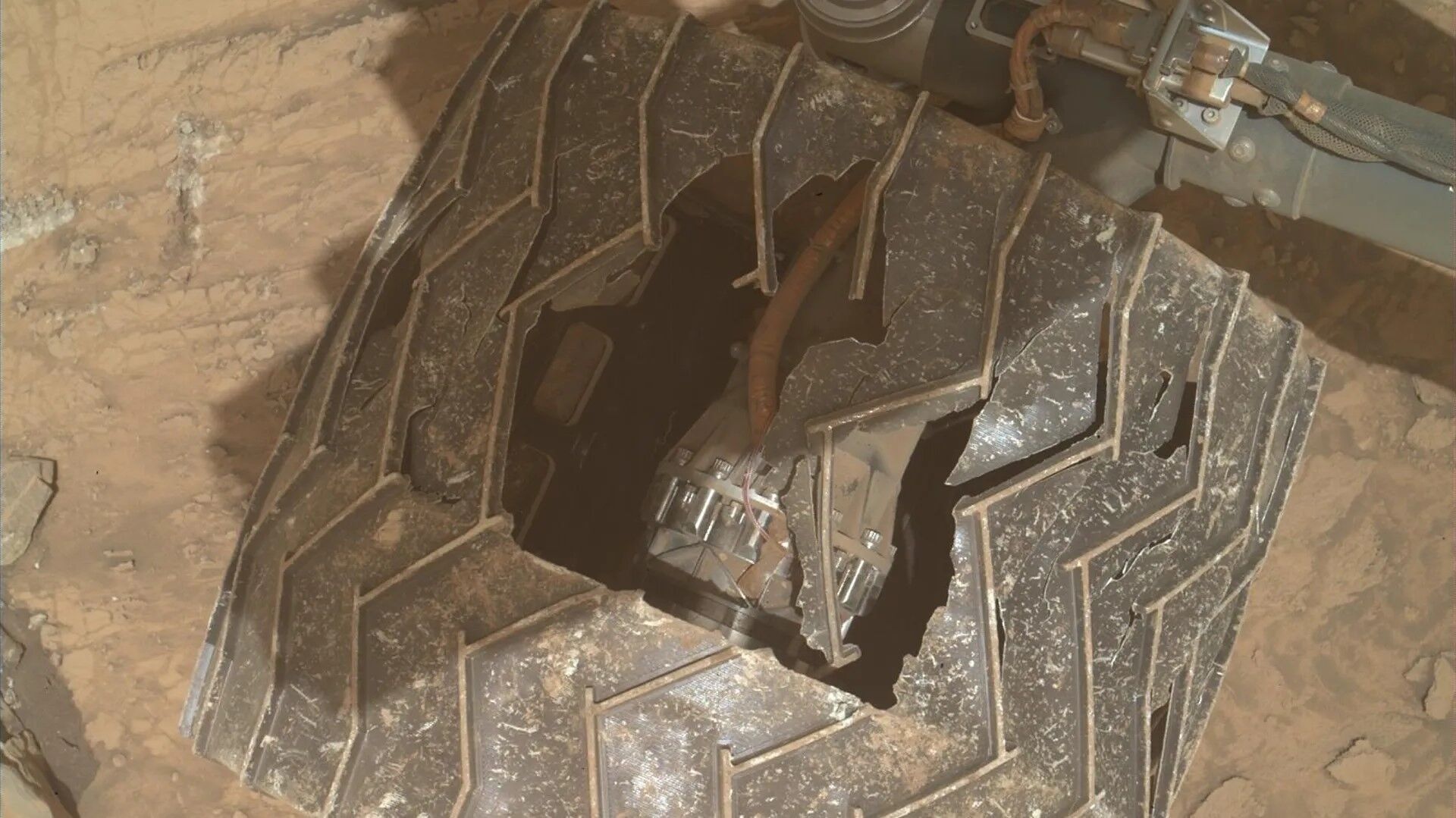 NASA rover damaged on the Red Planet: photos showing a large hole posted online