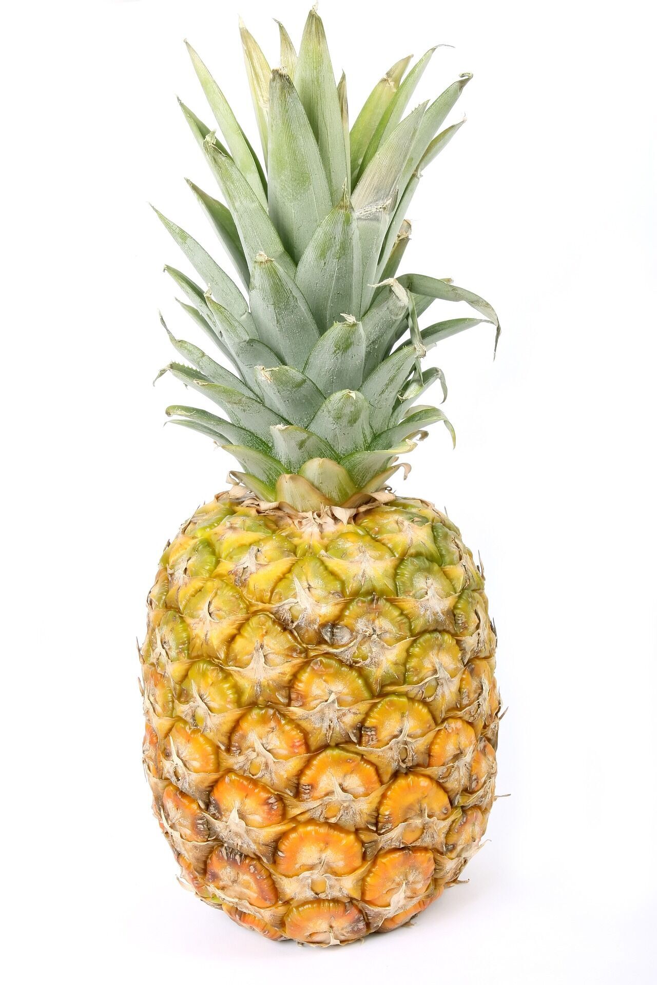 Who should give up pineapple