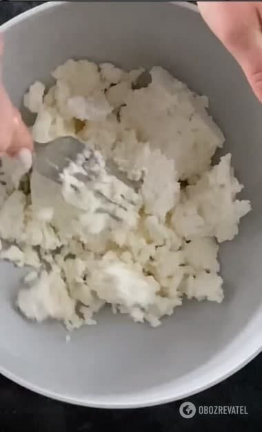 Cottage cheese for a dish