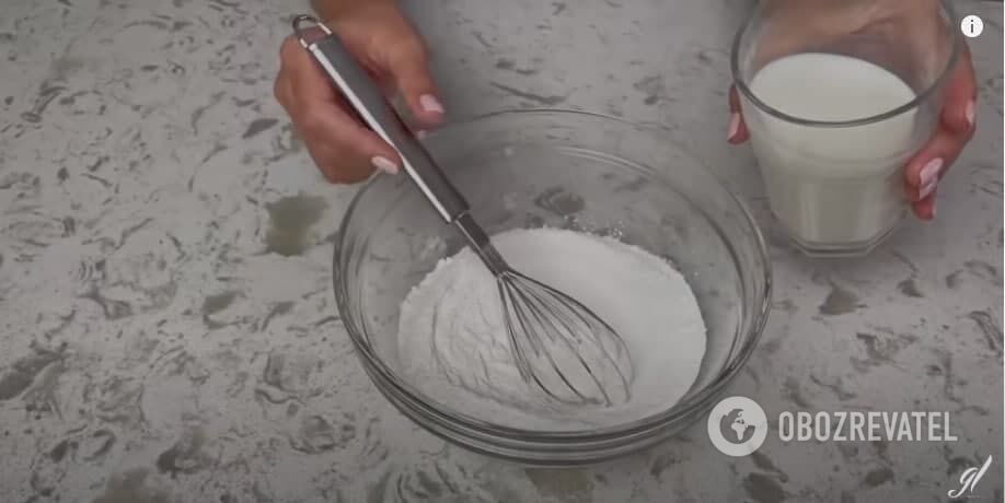 Mixing ingredients for cakes