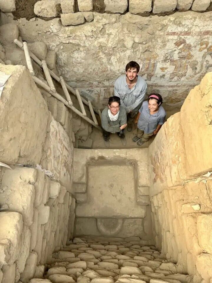 The throne of the ''Queen of the Andes'' was found in a room with sea monsters: a powerful woman ruled 1300 years ago. Photo.