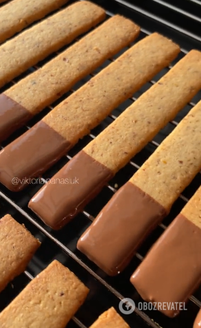 Fragrant nut cookies for autumn tea drinking: a recipe for delicious pastries