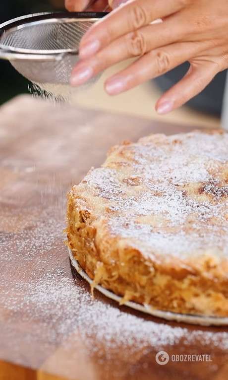 Delicious apple layer pie: be sure to cook for tea this fall