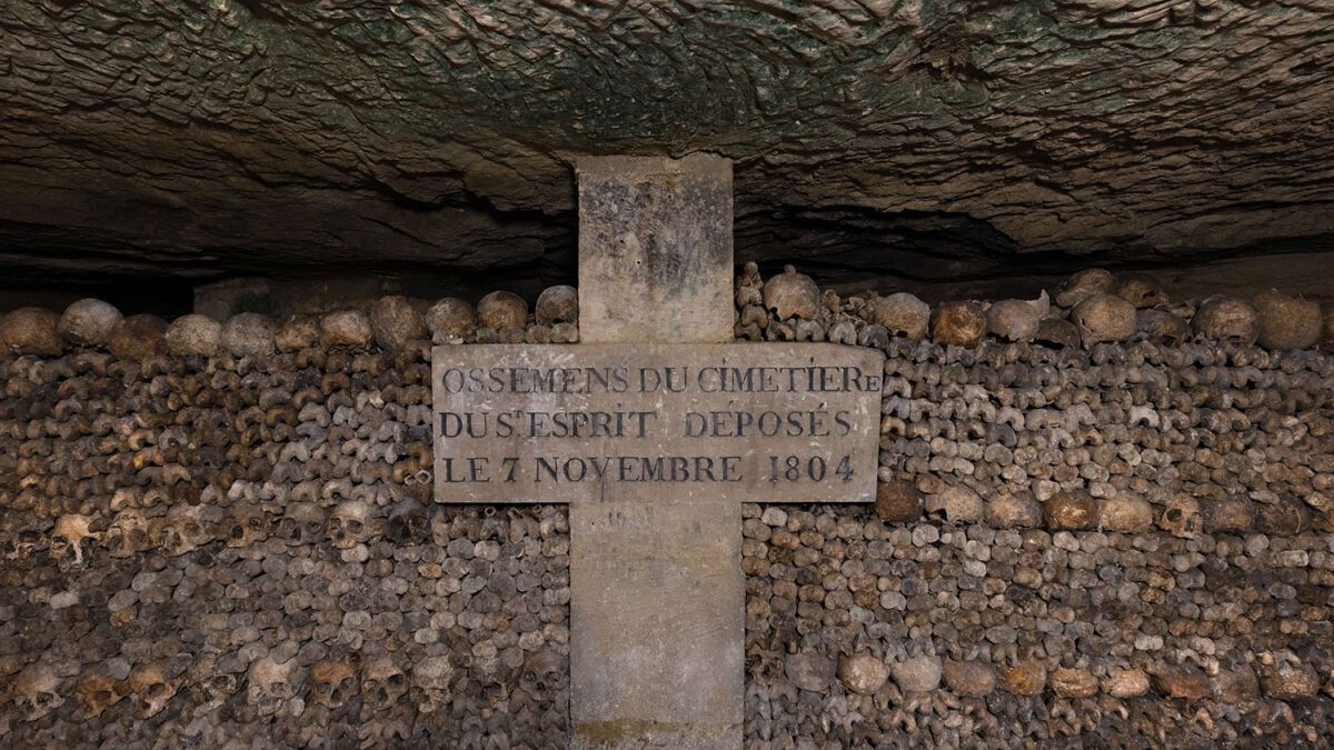 The Empire of Death. Researchers have come close to unraveling the secret of the catacombs of Paris, where the remains of more than 6 million people are kept