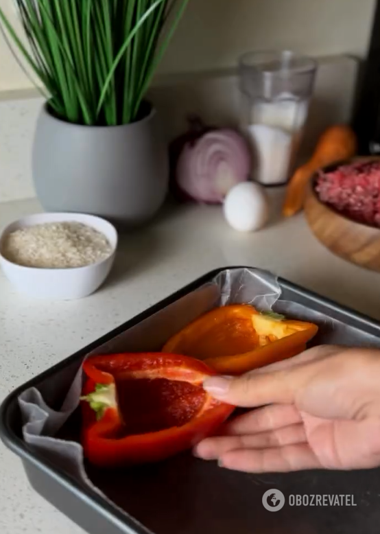 Juicy peppers stuffed with meat: how to cook deliciously