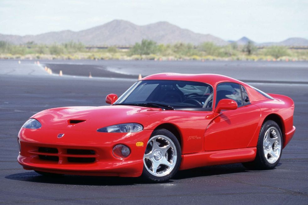 Top 11 stylish cars from the 2000s that will become classics in the future