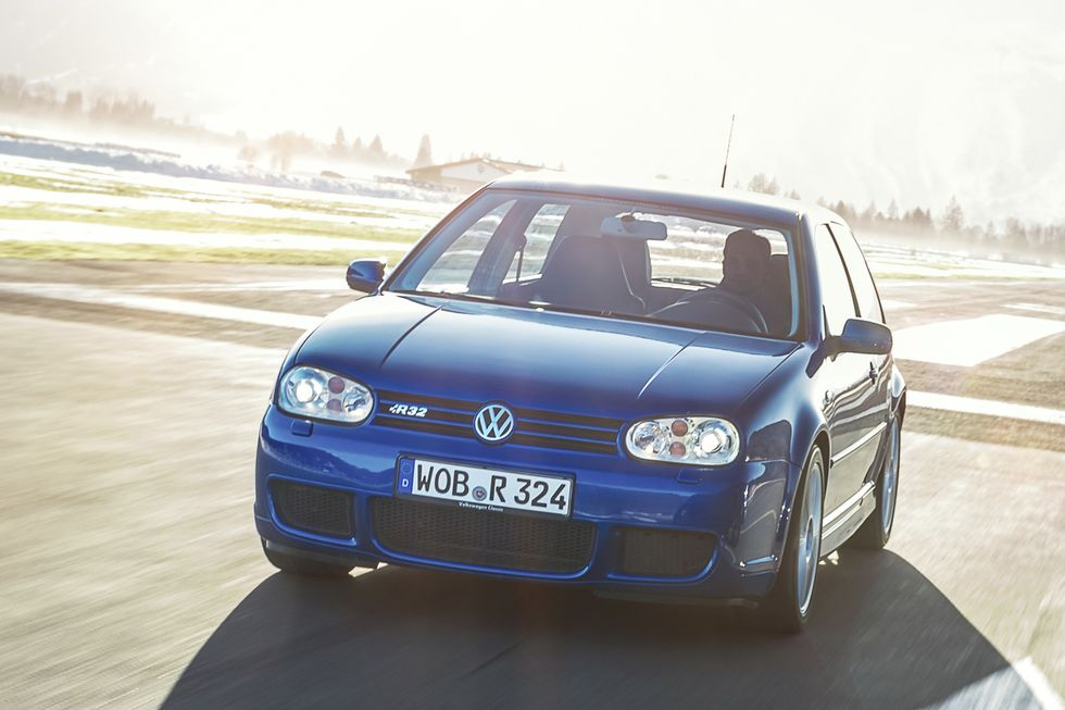 Top 11 stylish cars from the 2000s that will become classics in the future