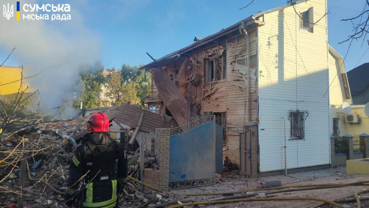 Russian troops attacked a private residential sector in Sumy with Shaheds: a child is among the dead. Photo