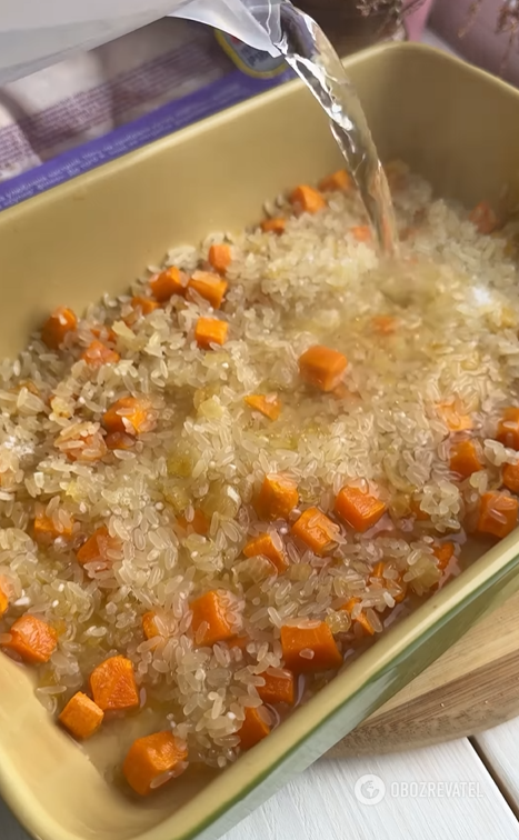 Easier than pilaf: how to cook delicious rice with chicken in the oven for lunch