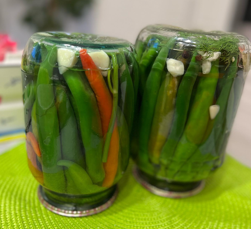 How to preserve hot peppers for the winter: a spicy appetizer option for any occasion