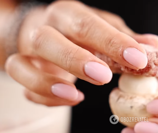 Cooking mushrooms with minced meat