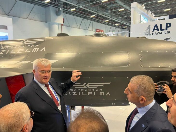 Baykar CEO presents Andrii Sybiha with Kizilelma supersonic jet UAV model