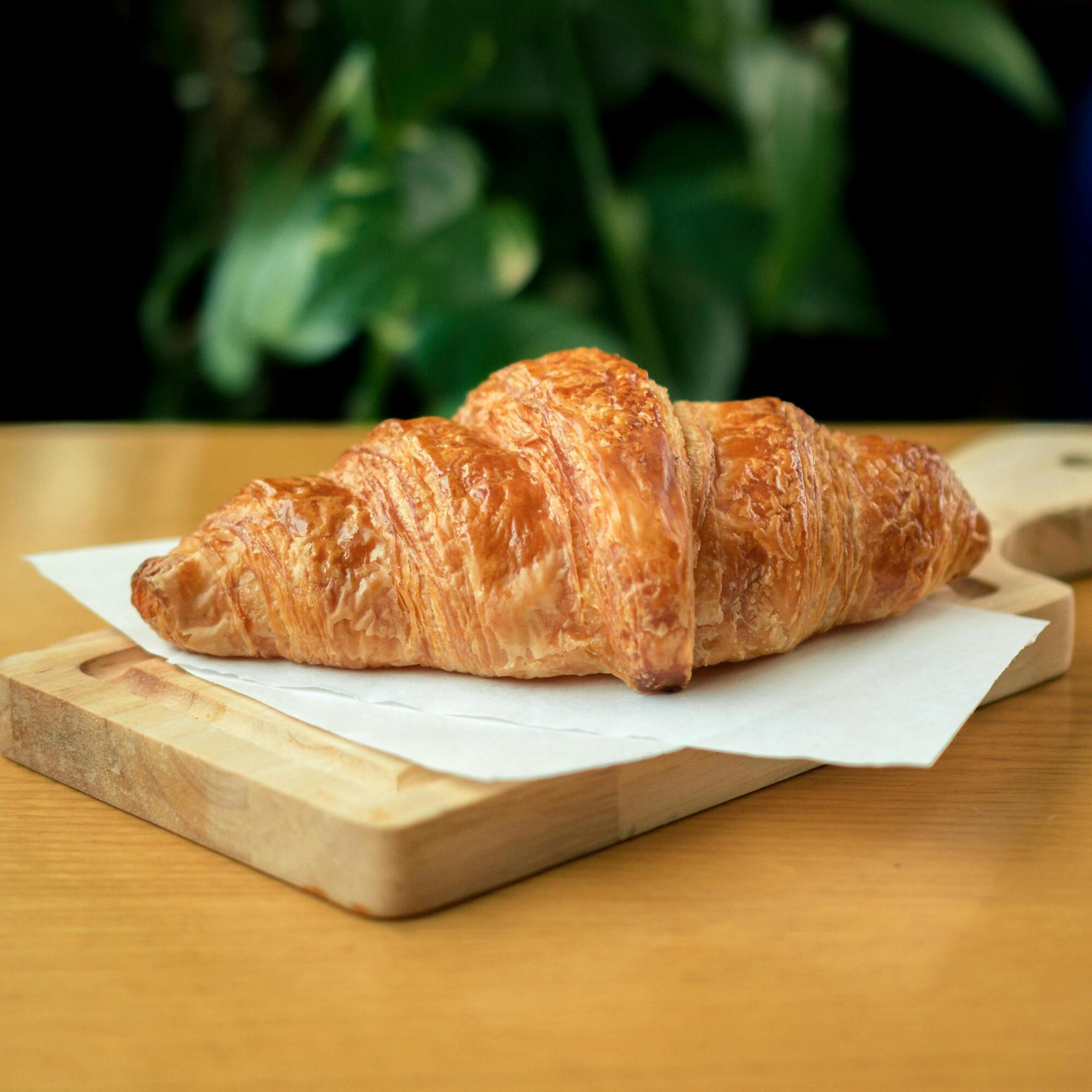 How to turn stale croissants into a delicious dessert: an interesting trick from a famous chef