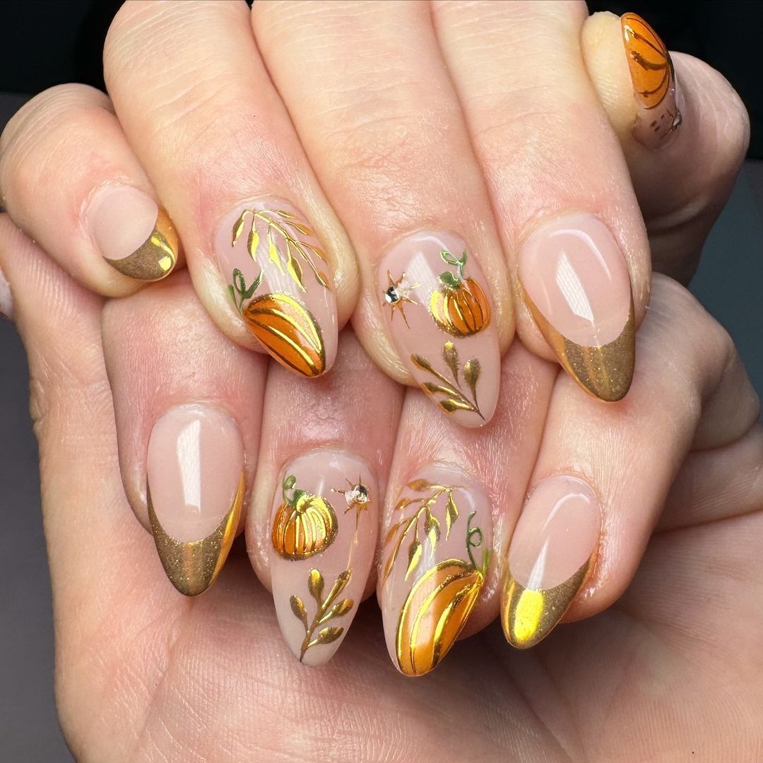 From a witch woman to a mummy and a cowboy skeleton. 10 super stylish Halloween manicure ideas