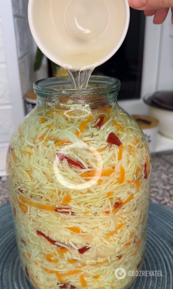 Sauerkraut in a day: how to prepare the most popular vegetable appetizer of the fall quickly