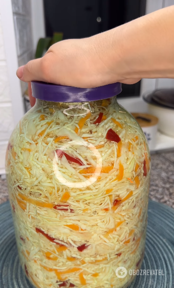 Sauerkraut in a day: how to prepare the most popular vegetable appetizer of the fall quickly