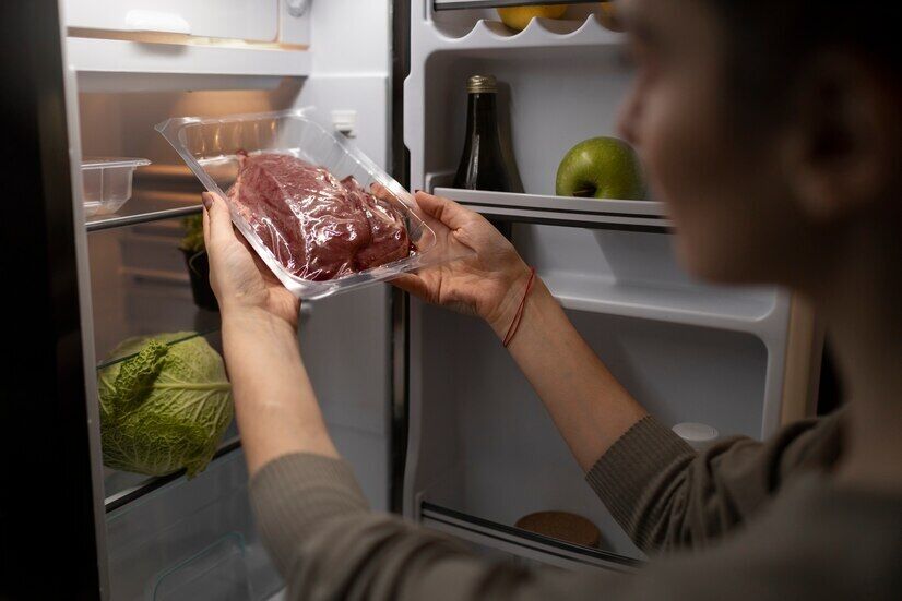 Why food spoils in the fridge: avoid these storage mistakes