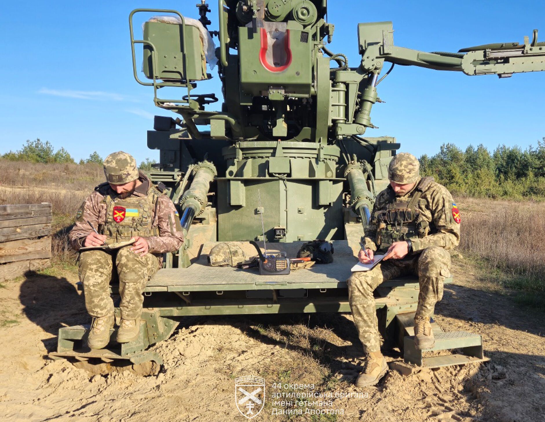 ''Cultural Diplomacy'': the Armed Forces of Ukraine showed how Ukrainian soldiers wrote the radio dictation of national unity in Sudzha. Photo