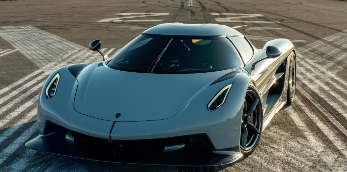 Accelerate in seconds: the fastest cars in the world in 2024