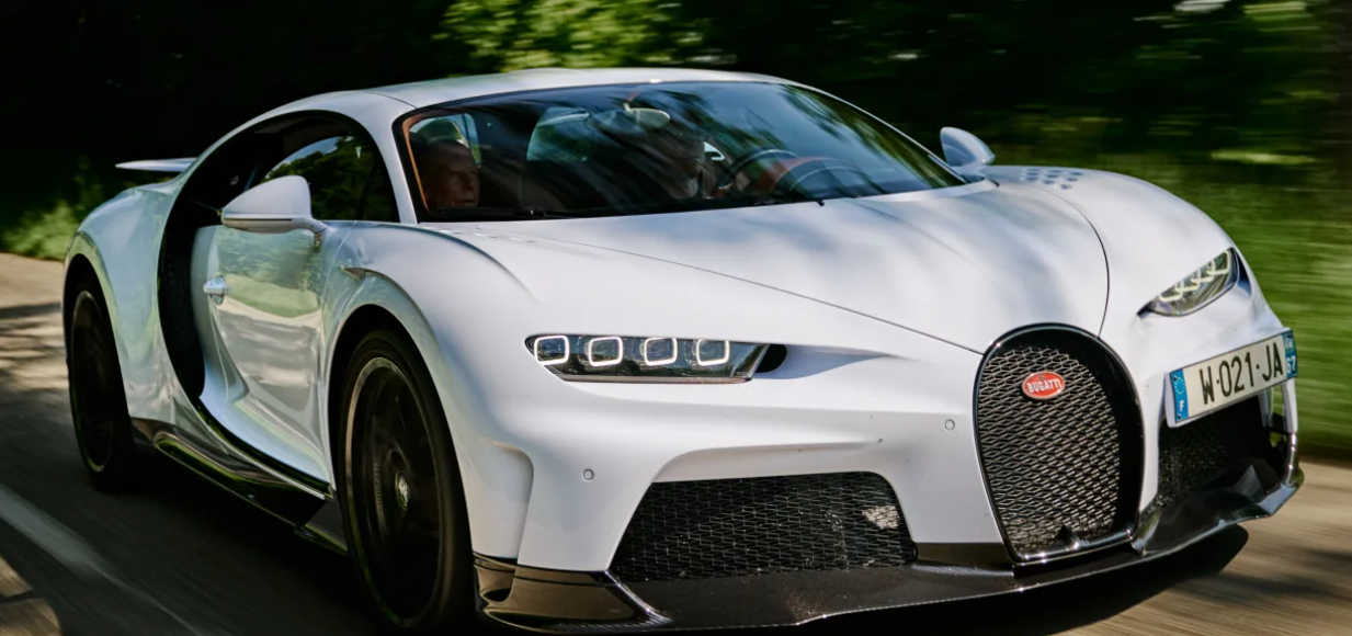 Accelerate in seconds: the fastest cars in the world in 2024