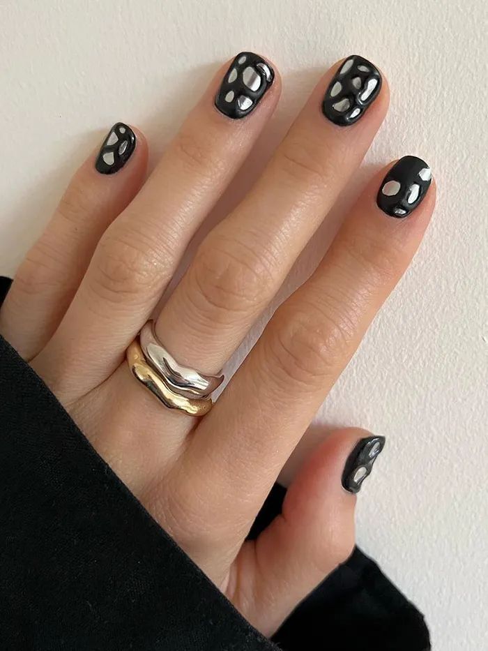 Custom Halloween manicure: 10 trendy ideas that will remain relevant after the holiday