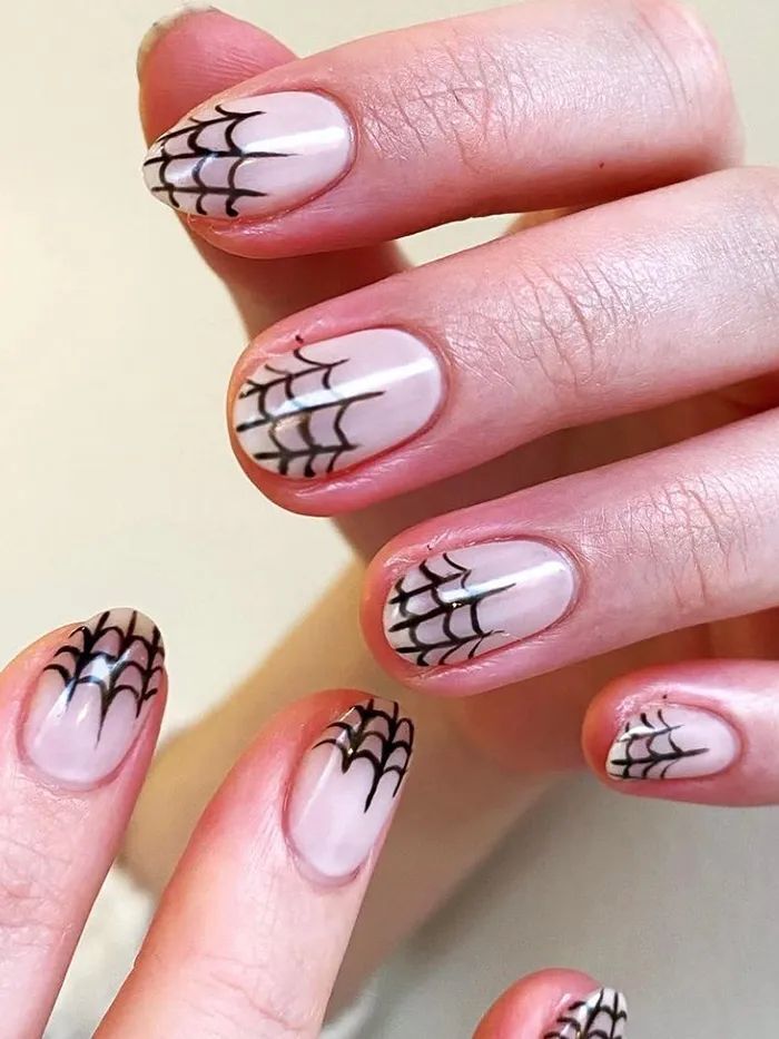 Custom Halloween manicure: 10 trendy ideas that will remain relevant after the holiday