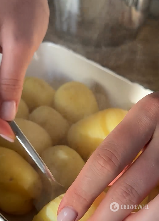 How to cook delicious potatoes with chanterelles: you don't even need meat