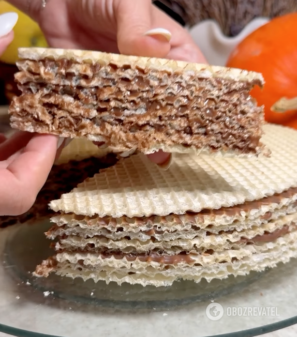 Preparing the cake