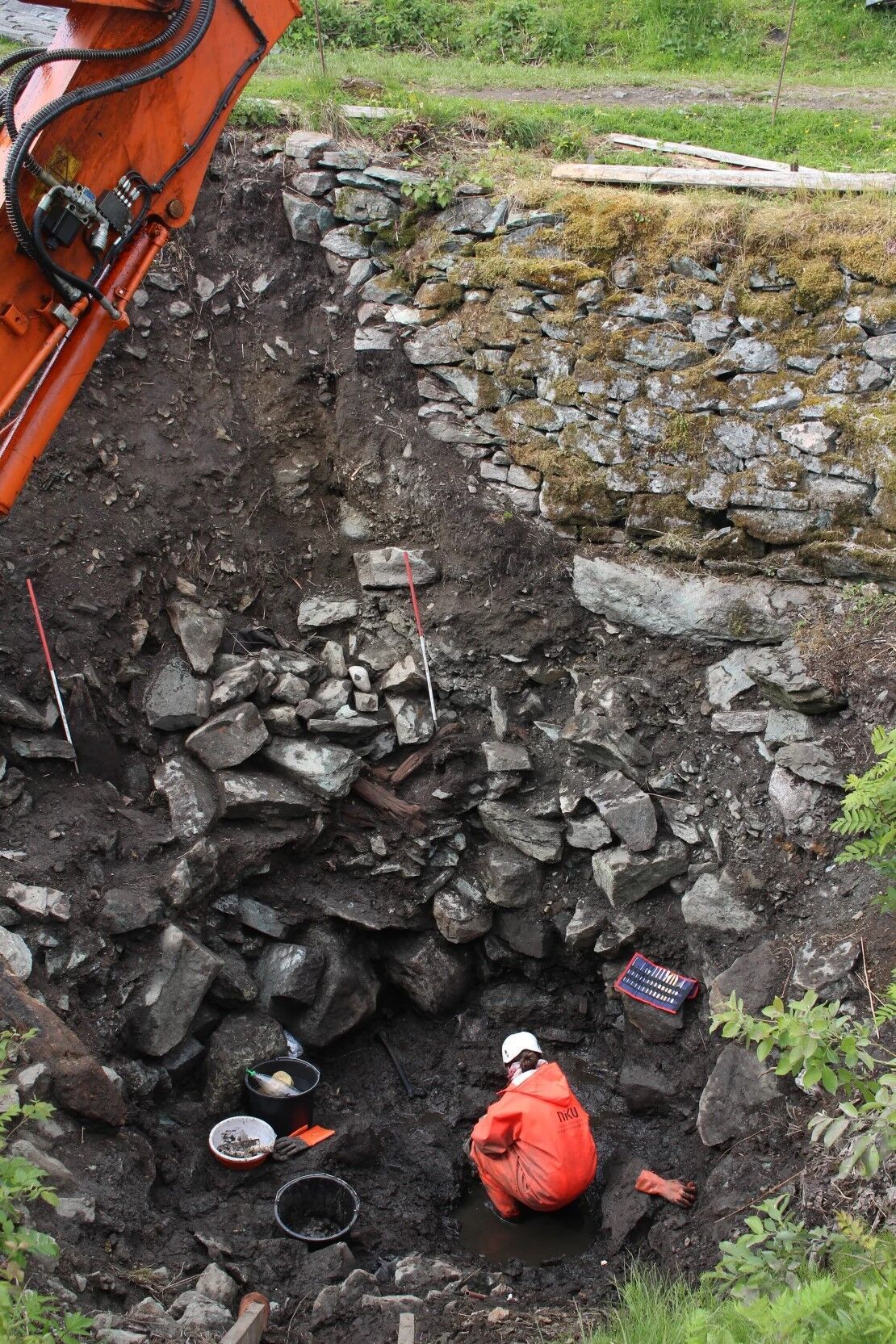 Skeletal remains of an 800-year-old warrior found in Norway: what is known about the ''well man''. Photo