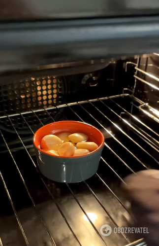 Homemade garlic butter instead of store-bought spreads: the taste of the snack will pleasantly surprise you