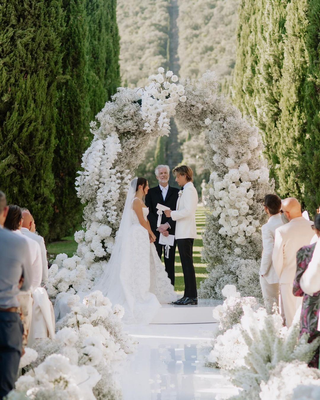 The first photos from the wedding of ''Stranger Things'' star Millie Bobby Brown and son Jon Bon Jovi have appeared: what was the secret celebration like