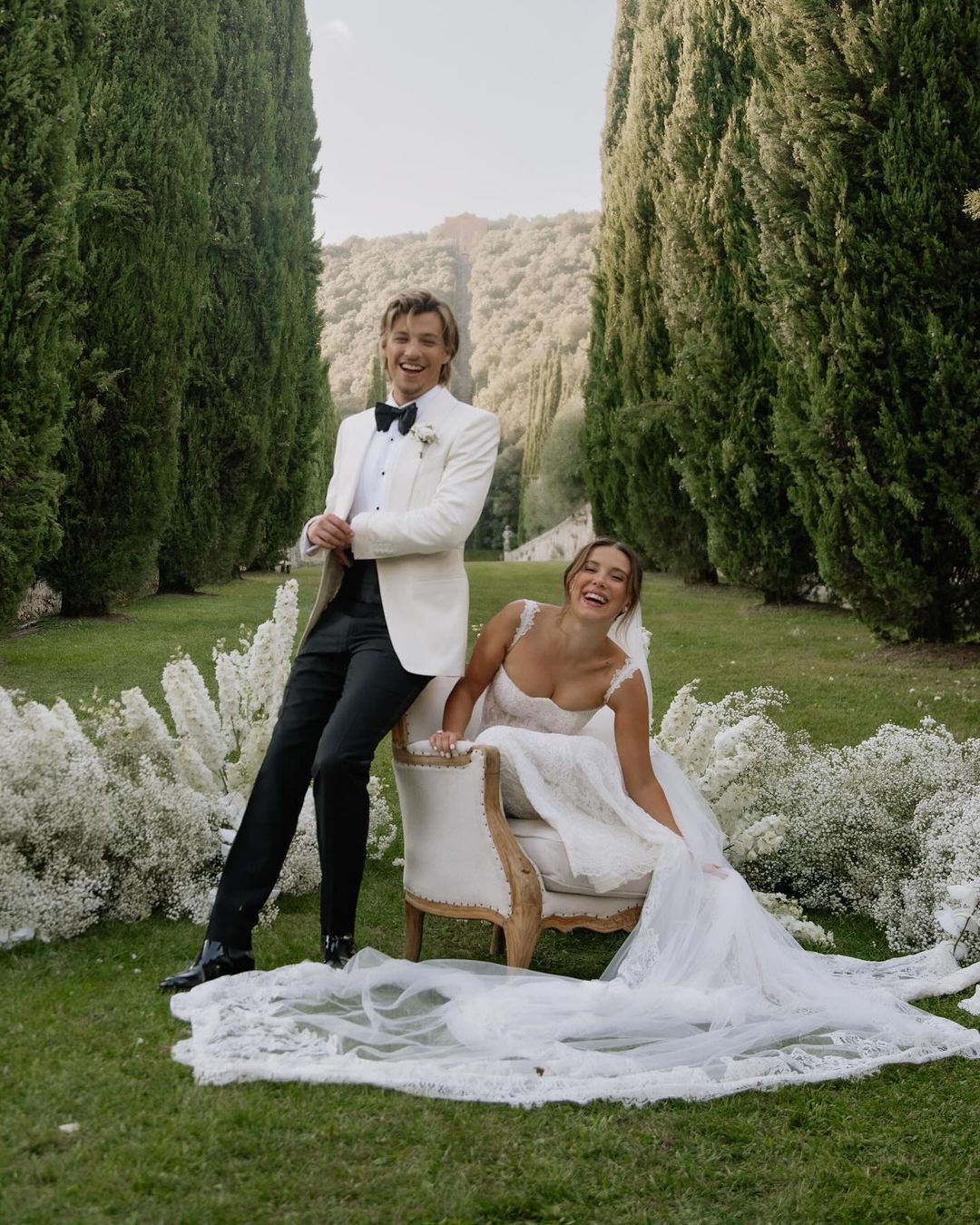 The first photos from the wedding of ''Stranger Things'' star Millie Bobby Brown and son Jon Bon Jovi have appeared: what was the secret celebration like