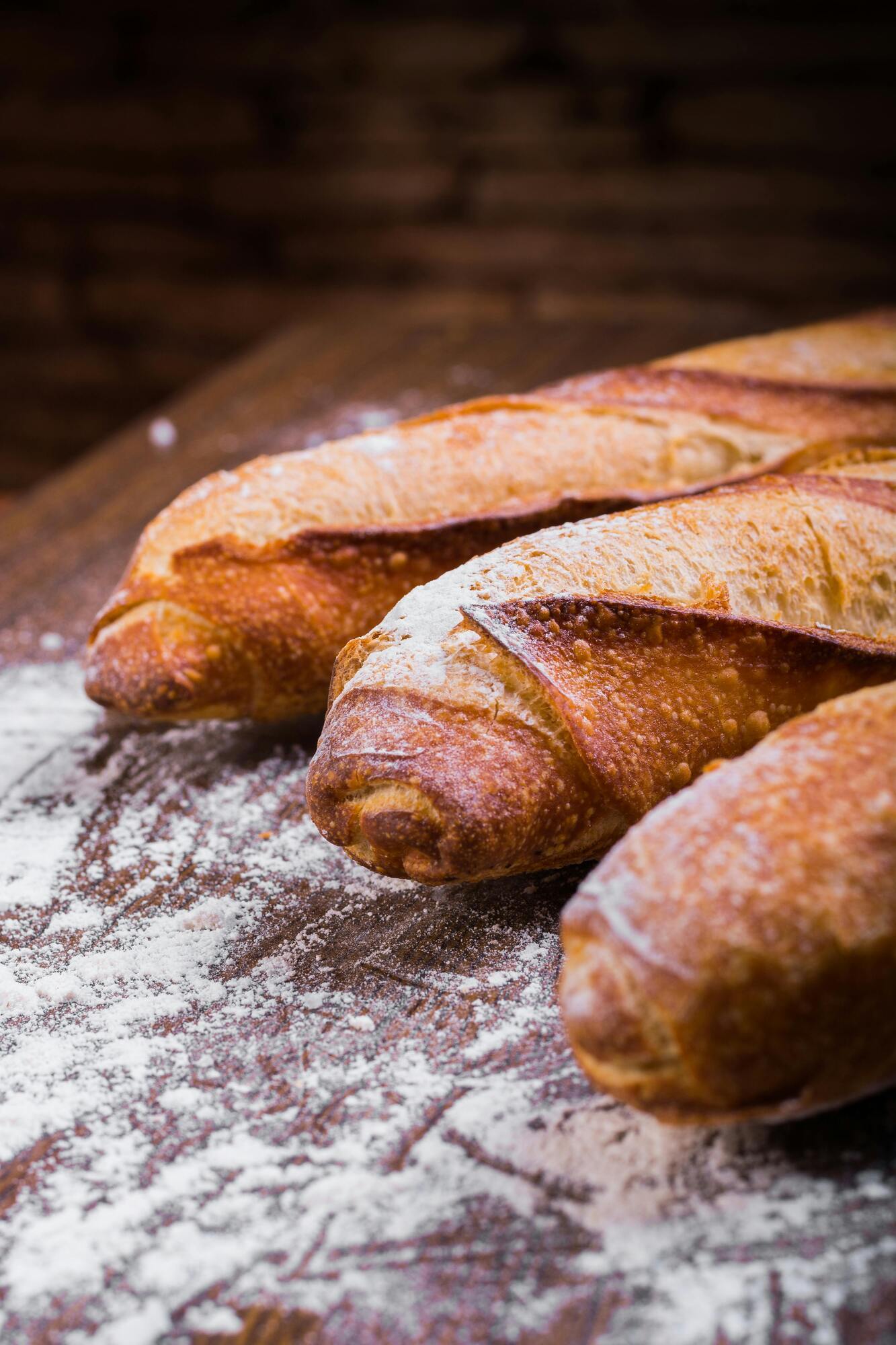 How to keep bread fresh for much longer than usual: an easy way