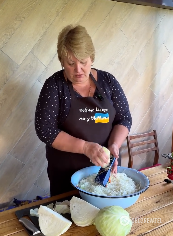 How to ferment cabbage with carrots at home: it turns out to be very crispy and not bitter