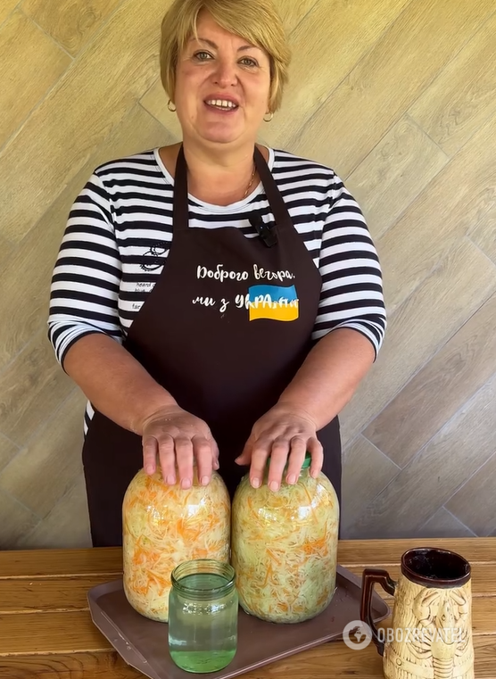 How to ferment cabbage with carrots at home: it turns out to be very crispy and not bitter